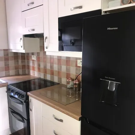 3 Bedroom With Stunning Views And Hot Tub *
